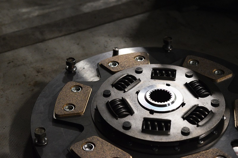 Dual mass flywheel